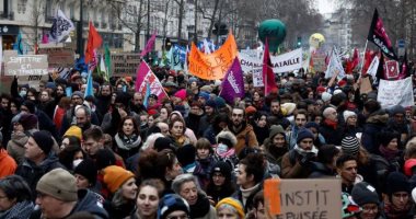 الحكومة الفرنسية : "لن نتخلى عن مشروعنا لإصلاح نظام التقاعد"