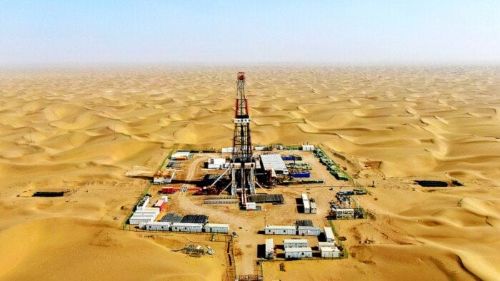 اكتشافات جديدة تضيف 47 مليون قدم مكعب غاز و4300 برميل بترول في الصحراء الغربية